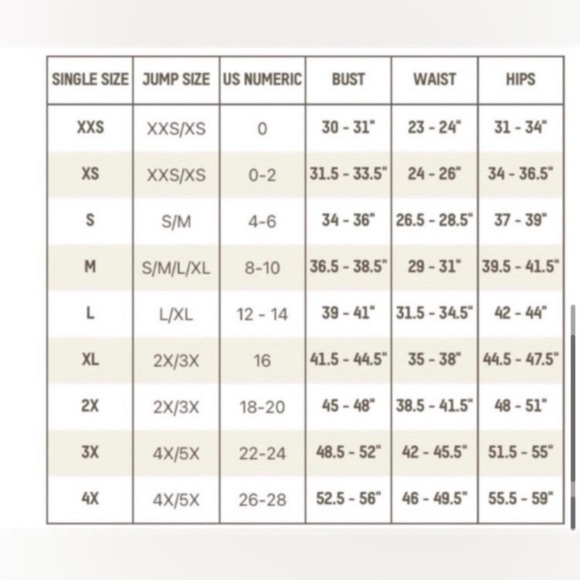 SKIMS Body Contour Underwire Mid Thigh Bodysuit M - Picture 8 of 8